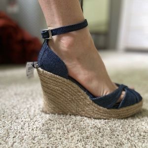 6.5 Christian Siriano Chambray/ Denim Espadrille Wedged Heels